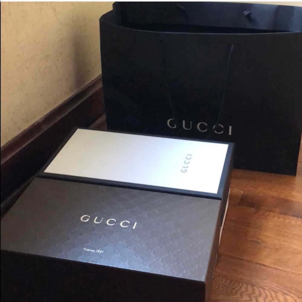 Gucci shoe box